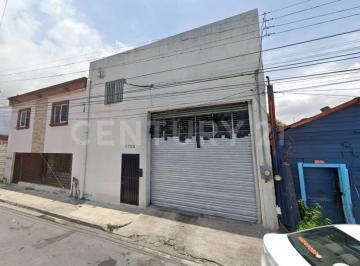 Bodega comercial · 370m² · 2 Estacionamientos · Bodega en Venta | Col. Fabriles | Monterrey, N. L.