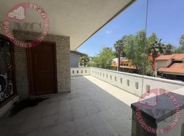Casa en condominio · 433m² · 4 Recámaras · 4 Estacionamientos · Casa en Renta en Pulgas Pandas Sur, Aguascalientes.