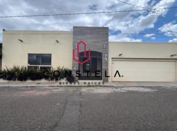 Casa · 375m² · 4 Recámaras · Casa en Venta Altavista