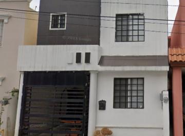 Casa de 4 habitaciones, Santa Catarina · Venta de Casa en Lomas Alta, Santa Catarina, Nuevo Leon