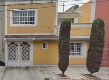 Casa de 3 habitaciones, Azcapotzalco · Casa en Venta en Ciudad de Mexico Azcapotzalco San Alvaro