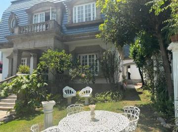 Casa de 1 habitación, Miguel Hidalgo · Casa Estilo Frances en El Corazón de Lomas Virreyes