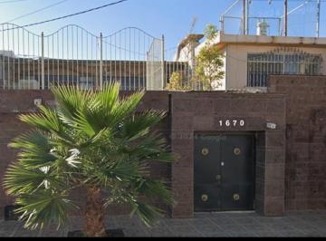Casa de 4 habitaciones, Torreón · Venta de Casa en Tercero de Cobian Centro, Torreon, Coahuila.