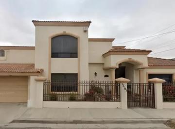 Casa en Venta de 4 habitaciones Otay Constituyentes · Venta de Casa en Luis Guzman, Otay, Tijuana