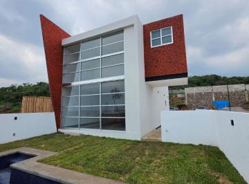 Casa de 3 habitaciones, Cuernavaca · Casas de Tres Recámaras en Venta en Cuernavaca, Alberca Privada
