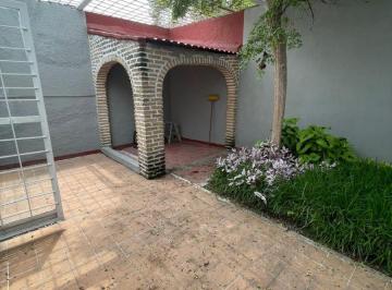 Casa de 3 habitaciones, Guadalajara · Casa en Renta; Colonia Atlas (Jardines del Rosario), Guadalajara, Jalisco.