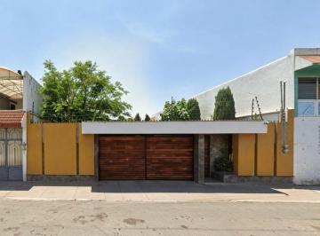 Casa de 4 habitaciones, San Juan del Río · 20 de Noviembre 141, Col. Centro, 76800 San Juan del Río, Querétaro