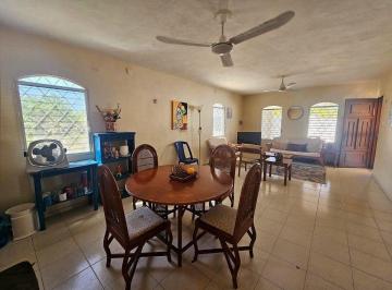 Casa · 442m² · 2 Recámaras · Casa de Playa Amueblada en Venta – Tercera Fila