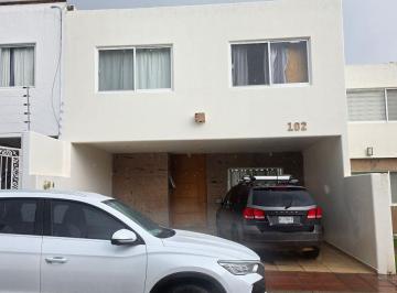 Casa en condominio de 4 habitaciones, Jesús María · Casa en Venta en Rincon del Pilar 4 Recamaras