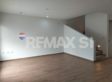 Casa Renta 223m² de 3 habitaciones · Rcr Casa Renta Zibata