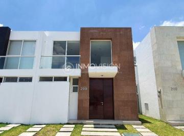 cd1aaba23404ff45d837b487cfc3c31eccc58828aaeb58551965643cdf68ff83 · Casa en Renta en Parque Provenza, Lomas de Angelópolis Cascatta