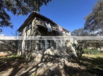Casa · 160m² · 4 Recámaras · 2 Estacionamientos · Casa en Venta en El Trafico