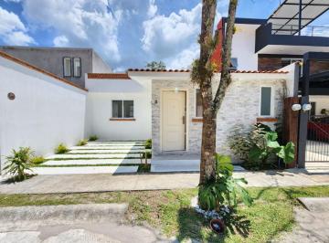 Casa de 2 habitaciones, Coatepec · Casa de un Solo Nivel en Venta en Coatepec|2 Recamaras |3 Baños| Cocina Integral |cochera
