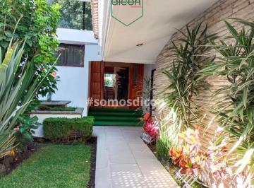 Casa · 600m² · 4 Recámaras · 4 Estacionamientos · Casa en Venta Club de Golf Las Fuentes