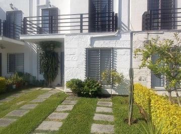 3ec12f5552a4a960c6b4cf5c46326bc81d4ba91c2d3a7c074e56a52bbffb11ab · Casa en Venta en Solares, Xochitepec: Tu Nuevo Hogar en Morelos