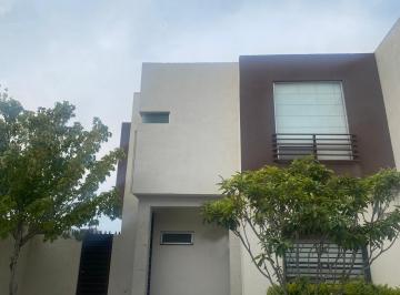 Casa de 3 habitaciones, Saltillo · Para Ti y Tu Familia
