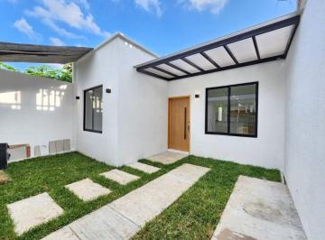 Casa de 2 habitaciones, Coatepec · Venta de Casa de un Nivel Cerca de Libramiento de Coatepec