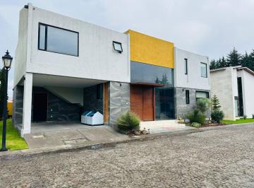 Casa · 500m² · 3 Recámaras · 2 Estacionamientos · Casa en Renta en Rancho El Mesón, Calimaya, México