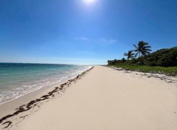 Terreno / Lote · 23680m² · Terreno en La Playa en Venta