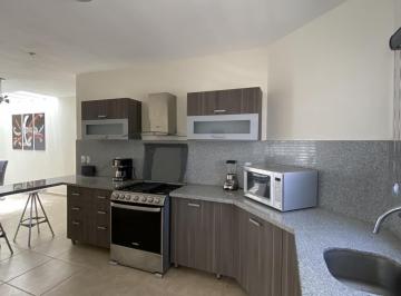 Casa en condominio · 150m² · 3 Recámaras · 2 Estacionamientos · Casa Amueblada en Renta Plazo Largo La Joya