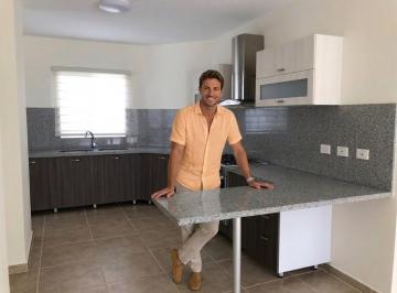 Casa en condominio · 150m² · 3 Recámaras · 2 Estacionamientos · Casa en Venta de 3 Recamaras en Playa del Carmen