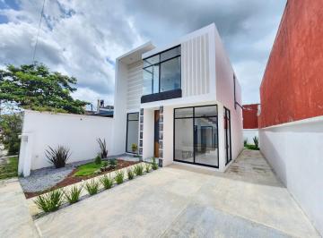 Casa de 3 habitaciones, Coatepec · Casa en Venta en Coatepec | 3 Recámaras, Jardín y Amplios Espacios