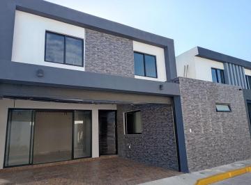 Casa de 3 habitaciones, Boca del Río · Casas en Venta Nuevas con Recámara en Planta Baja en Col. Graciano Sánchez Ro