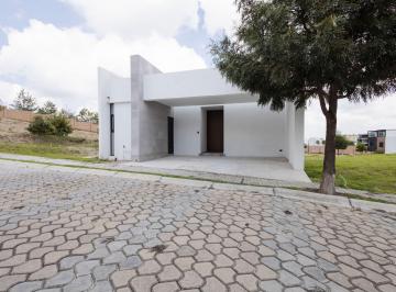 Casa · 167m² · 2 Recámaras · 2 Estacionamientos · Casa Parque Rodas, Lomas de Angelópolis III, Puebla, 1 Nivel