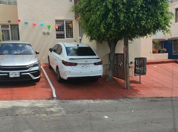 Dúplex de 2 habitaciones, San Pedro Tlaquepaque · Casa Duplex en Venta en Balcones de Santa Maria