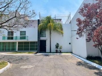 Casa de 3 habitaciones, Puebla · Casa en Renta Amueblada en Cholula