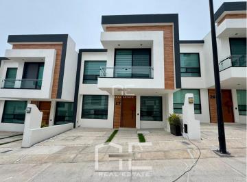 Casa · 143m² · 4 Recámaras · 3 Estacionamientos · Casa Nueva en Renta en Refugio Queretaro