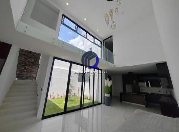 Casa · 180m² · 4 Recámaras · 2 Estacionamientos · Casa en Venta Zona San Telmo
