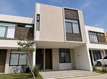 712f02fa297e497338981f84de8e5703d7dd2010f67cb469868634fc2ab3ba5f · Casa en Venta en Puerta Magnolia de 3 Niveles