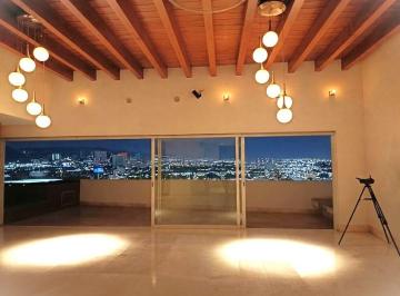 Casa de 3 habitaciones, Querétaro · Renta Casa Loma Dorada Los Arcos 3 Rec 4 Baños 3 Est Jacuzzi Balcón Roof Garden Vista Panorámica A/c