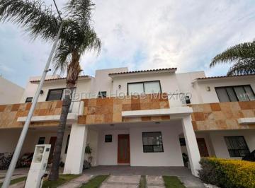 Casa de 3 habitaciones, Querétaro · Renta Casa 3 Habitaciones con Amenidades Valle de Juriquilla Apt