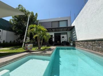 Casa de 3 habitaciones, Cuernavaca · Casa con Alberca Dentro de Privada Tlaltenango, Cuernavaca