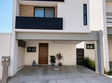 Casa de 3 habitaciones, Chihuahua · Gran Oportunidad de Vivir Cerca de Zona Cantera, Fraccionamiento Tarragona Residencial