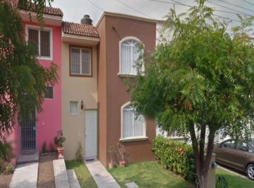 Casa de 2 habitaciones, Villa de Alvarez · Venta de Casa en Bugambilias, Villa de Alvarez, Colima