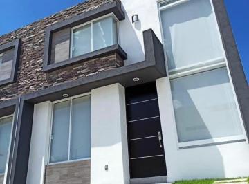 Casa en condominio · 110m² · 3 Recámaras · 2 Estacionamientos · Renta Juriquilla Amueblada o Sin Amueblar con Recamara en Planta Baja Ver - (4)