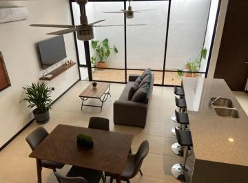 Departamento de 2 habitaciones, Mérida · Townhouse en Renta con Paneles Solares en Montes de Amé