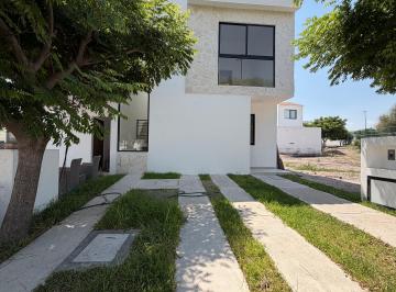 Casa en condominio de 3 habitaciones, El Marqués · Ciudad Maderas Qro El Marqués! Modelo Florencia | $2,550,000 Mx., Renta $16,000
