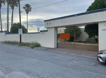 Quinta · 2637m² · 3 Recámaras · 2 Estacionamientos · Quinta en Sabinas Hidalgo