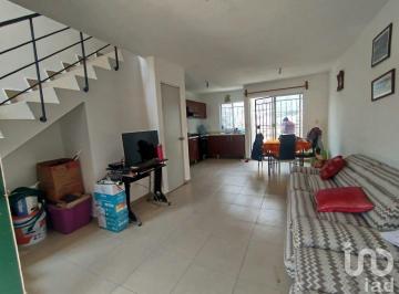 Casa · 102m² · 2 Recámaras · 1 Estacionamiento · Casa en Renta 2 Recamaras, 2 Baños Real Solare