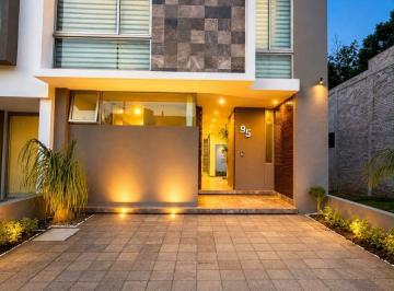 Casa de 3 habitaciones, Morelia · | Casa Moderna en Renta en Altozano |