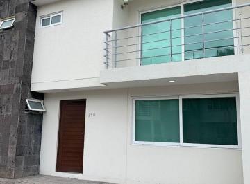 Casa de 2 habitaciones, León · Casa Amueblada en Renta Residencial Natura Cerca de Punto Verde y Centro Max Leon, Gto.