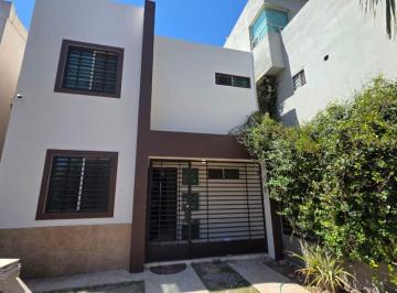 Casa de 3 habitaciones, Monterrey · Casa en Renta en Cumbres Renacimiento, Monterrey. N. L