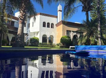 Casa de 5 habitaciones, Querétaro · Casa en Venta en Jurica