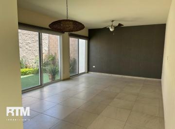 Casa · 3 Recámaras · 3 Estacionamientos · Casa en Renta en Fracc. Punto Sur en Villa de Pozos