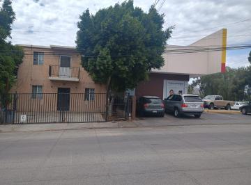 Casa de 5 habitaciones, Tecate · 2 Casas en Excelente Ubicación con Sistema Térmico Plaswood | 437 m² Terreno