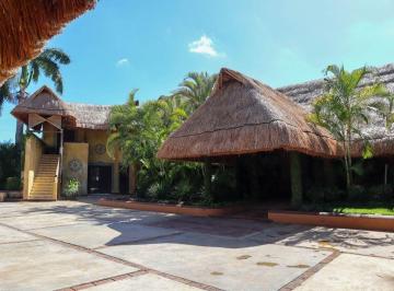 d1b523a23c47cfcb10a3c615545407c18aad6a6afd17b55bc7fa7dbe27e36059 · Residencia Exclusiva, 8,000 m² Terreno Zona Country